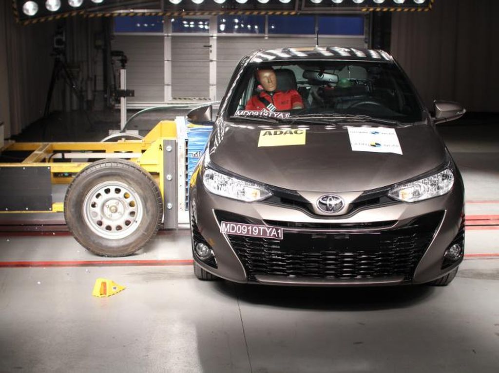 Toyota Yaris dan Suzuki Baleno Diuji Tabrak di Latin NCAP, Skornya Jelek Toyota Yaris dan Suzuki Baleno Diuji Tabrak di Latin NCAP, Skornya Jelek