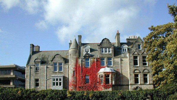 10 Kampus Berhantu di Dunia, Situs Perang Sipil hingga Perang Dunia II