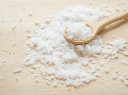 7 Tanda Tubuh Kebanyakan Asupan Garam yang Perlu Kamu Tahu