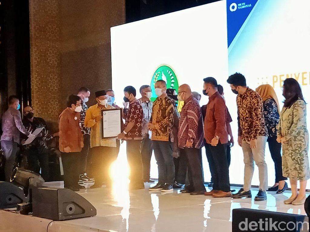 BSN-Pemprov Jabar Kebut 181 UMKM Role Model SNI BSN-Pemprov Jabar Kebut 181 UMKM Role Model SNI