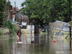 Banjir Kembali Rendam Pemukiman Warga di Baleendah Bandung
