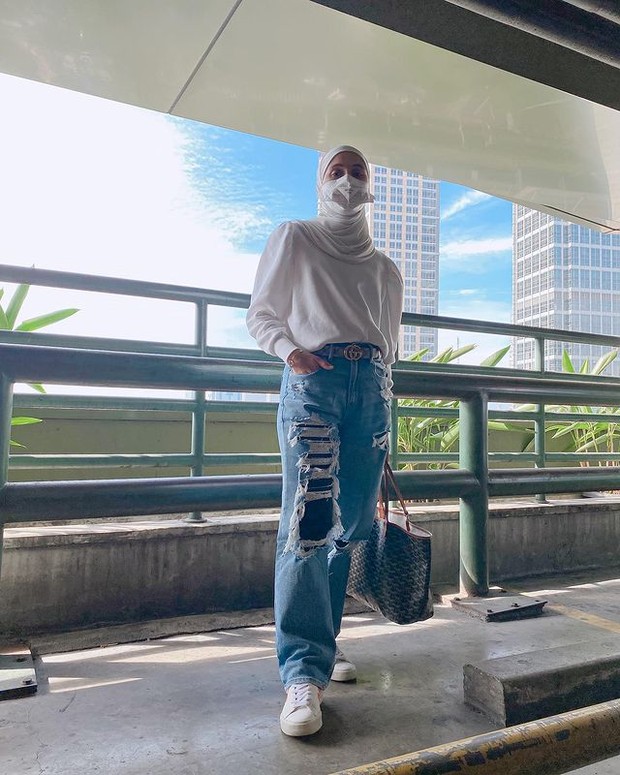 Fashion style Nycta Gina