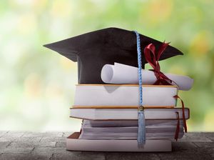 Kampus Bantah Pecat-Syahadatkan Mahasiswa UTU karena Posting Jumat Agung Kampus Bantah Pecat-Syahadatkan Mahasiswa UTU karena Posting Jumat Agung