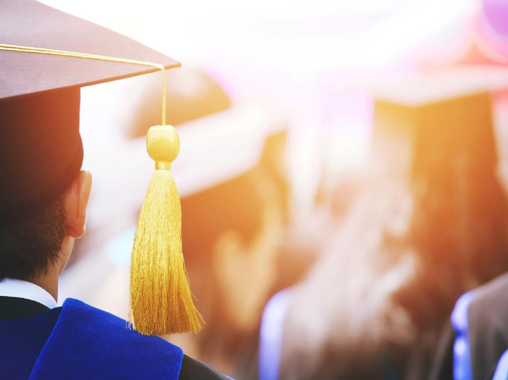 Survei: 10 Jurusan Kuliah Ini Paling Banyak Disesali Setelah Lulus
