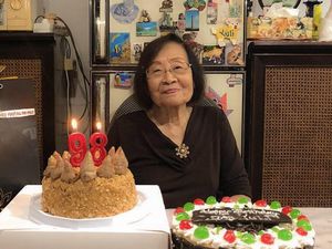 Penulis Buku Resep Tertua di Indonesia Julie Sutardjana Wafat, Ini 5 Fakta Karyanya Penulis Buku Resep Tertua di Indonesia Julie Sutardjana Wafat, Ini 5 Fakta Karyanya