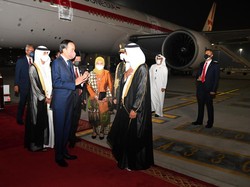 Jokowi Tiba di Abu Dhabi untuk Temui Syekh Mohammed bin Zayed