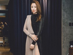 Sempat Dihilangkan oleh Pemerintah China, Ruby Lin Muncul dengan Gelar S2