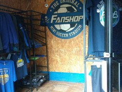 BRI Liga 1 Beri Napas Baru Pelaku UMKM Bandung