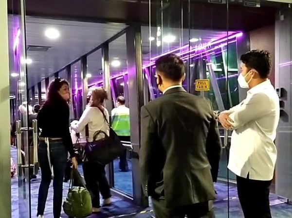 Deportasi WN AS Pembunuh Ibu Kandung yang Dikawal FBI