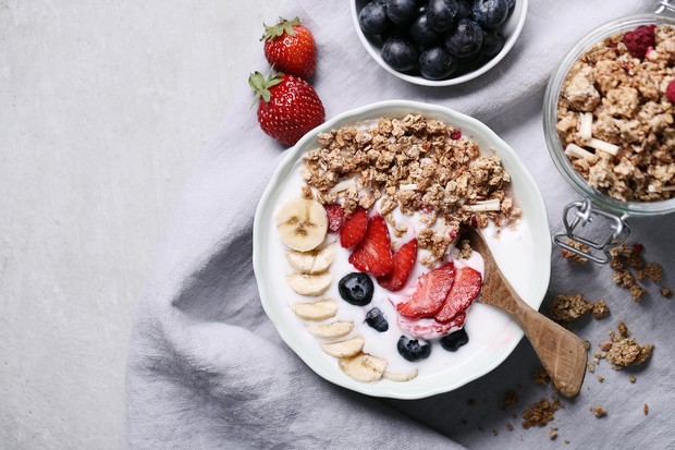 yogurt oat & buah