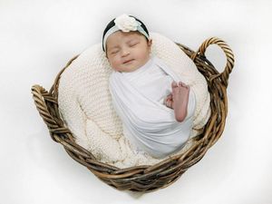 Masyaallah Cantiknya Senyuman Anak Ali Syakieb dan Margin Wieheerm