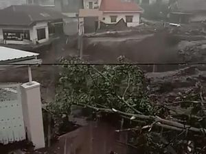 BPBD Kota Batu Berjibaku Tangani Dampak Banjir Bandang