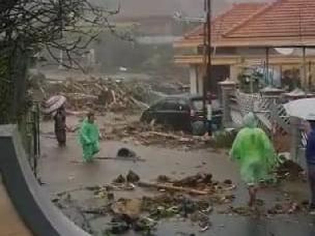 BMKG Malang Peringatkan Waspada La-Nina Tingkatkan Potensi Banjir-Longsor