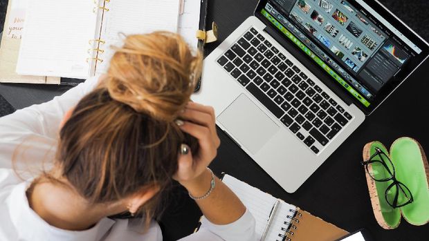 Cara masing-masing zodiak meredakan stres. (Foto: pexels.com/energepic.com)