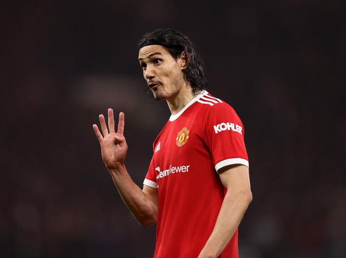 MANCHESTER, ENGLAND - OCTOBER 20: Edinson Cavani of Manchester United during the UEFA Champions League group F match between Manchester United and Atalanta at Old Trafford on October 20, 2021 in Manchester, England. (Photo by Naomi Baker/Getty Images)