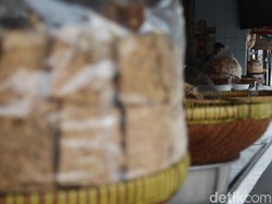 Harga Minyak Goreng Melangit, Pedagang Tempe Bandung Menjerit