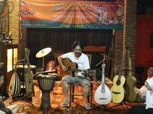 Musisi Jazz Irwansyah Oemar Meninggal Dunia Musisi Jazz Irwansyah Oemar Meninggal Dunia