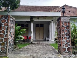 Menelusuri Jejak Kolonial di Pabrik Kopi Karanganyar Blitar