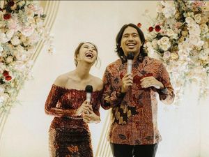 Senyum Joshua Suherman usai Resmi Lamar Clairine Clay