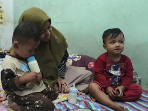 Korban Selamat Balita 3 Tahun Perahu Tenggelam: Mbah, Mama Sama Ayah Jatuh Korban Selamat Balita 3 Tahun Perahu Tenggelam: Mbah, Mama Sama Ayah Jatuh