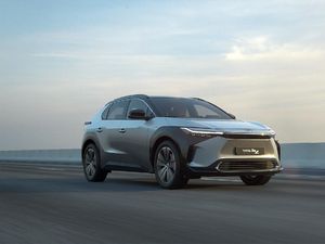 ASEAN Kebagian 100 Mobil Listrik Pertama Toyota, Indonesia Dapat Jatah?