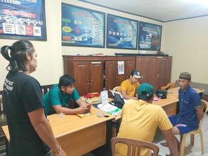 Buron 10 Bulan, Otak Perampokan Ribuan Ponsel di Jambi Ditangkap Buron 10 Bulan, Otak Perampokan Ribuan Ponsel di Jambi Ditangkap