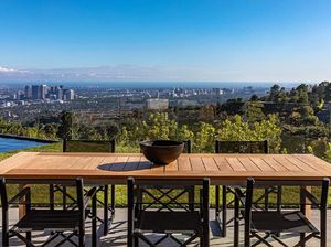 Tanah Terakhir di Beverly Hills Akhirnya Terjual, Harganya Nyaris Rp 1 T