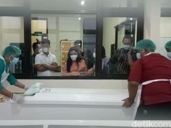 Potret Proses Autopsi Jasad Vanessa Angel di RS Bhayangkara Surabaya