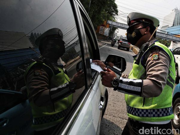Razia Ganjil Genap Gencar Dilakukan di Masa PPKM Level 1