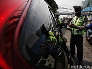 Warga Masih Takut Naik Angkutan Umum, Gage Perlu Dievaluasi? Warga Masih Takut Naik Angkutan Umum, Gage Perlu Dievaluasi?