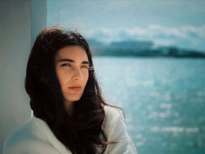 Berita Kematian Hancurkan Tuba Buyukustun, Bintang Cinta Elif