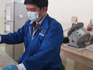 Vaksin COVID-19 Pasif dari Telur Ayam Buatan Indonesia Uji Praklinis Vaksin COVID-19 Pasif dari Telur Ayam Buatan Indonesia Uji Praklinis