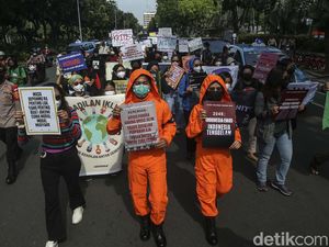 Aksi Damai Melawan Krisis Iklim dan Pemanasan Global