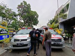 Jenazah Vanessa Angel dan Bibi Akan Dimakamkan Pukul 09.00 WIB