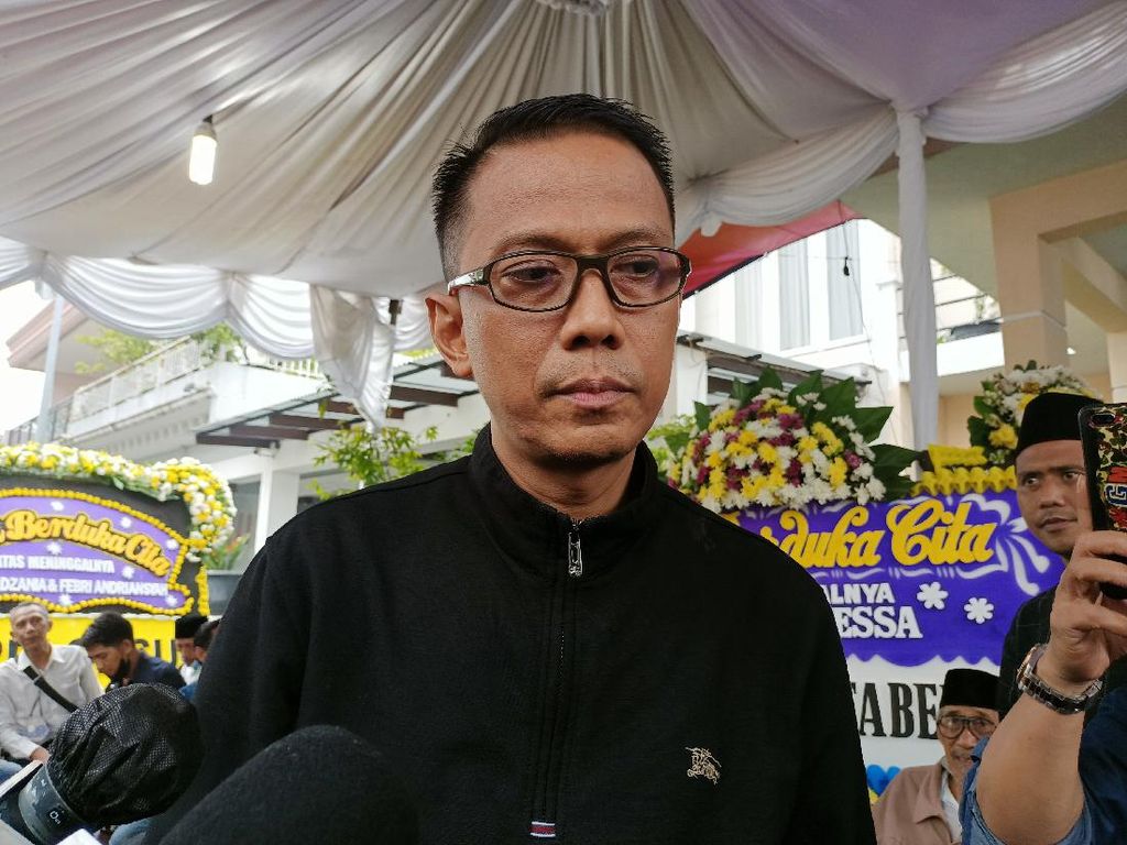 Ternyata Ini Alasan Doddy Sudrajat Mangkir Panggilan Komnas PA Ternyata Ini Alasan Doddy Sudrajat Mangkir Panggilan Komnas PA