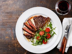 Benarkah Makan Daging Bisa Merusak Lingkungan? Ini Penjelasannya