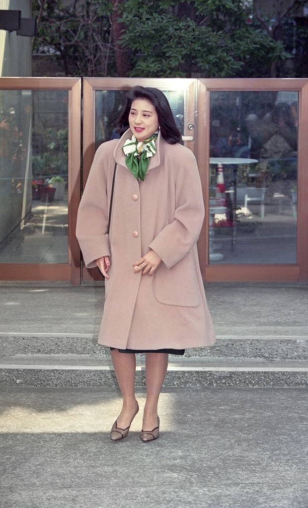 Foto: pinterest.com/mi-mollet Masako setelah diumumkan pertunangan tahun 1993/