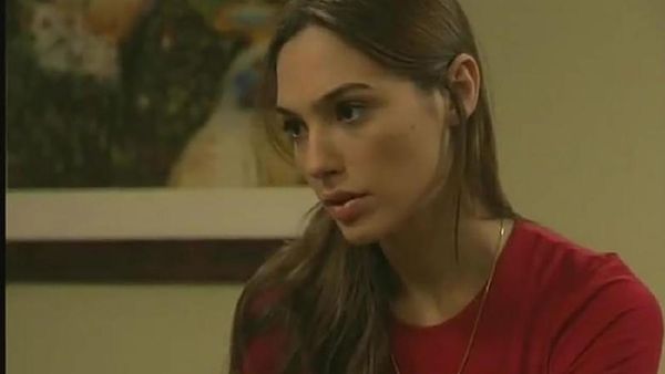 Masa Lalu Gal Gadot, dari Sinetron Israel hingga Dipuja Hollywood