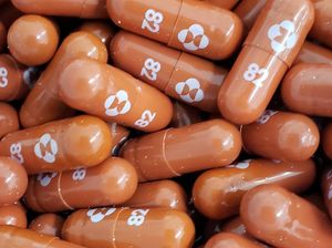 Inggris Jadi Negara Pertama di Dunia yang Setujui Pil Antivirus COVID-19 Buatan Merck Inggris Jadi Negara Pertama di Dunia yang Setujui Pil Antivirus COVID-19 Buatan Merck