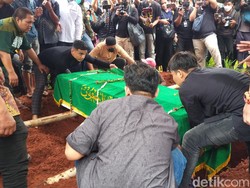 Keluarga Terus Kawal Kasus Kecelakaan Vanessa Angel dan Bibi