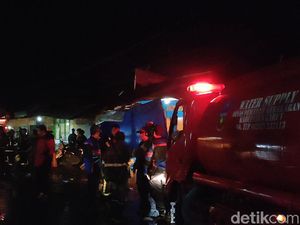 Kebakaran Pasar Ciawitali Garut Hanguskan 10 Kios Pedagang