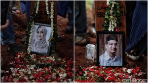Lihat Lagi Prosesi Pemakaman Vanessa Angel-Bibi dalam Satu Liang Lahad