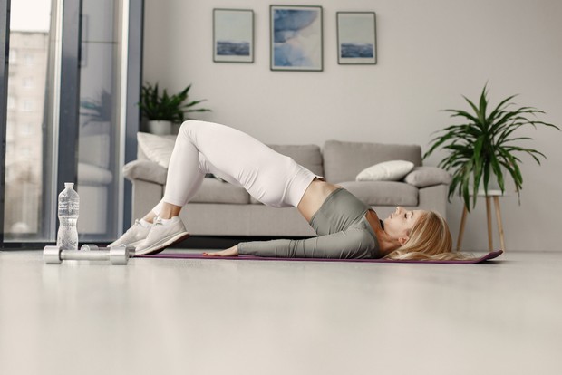 Olahraga mudah di atas kasur