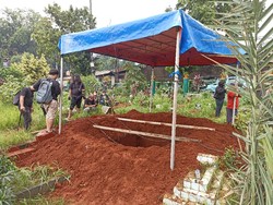 Permintaan Keluarga, Vanessa Angel-Suami Akan Dimakamkan Satu Liang Lahad