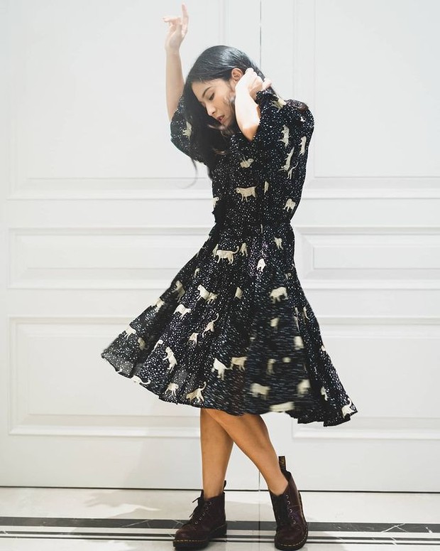 Playful style ala Dian Sastro/instagram.com/therealdisastr Playful style ala Dian Sastro