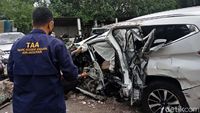 Ungkap Penyebab Kecelakaan, Polisi Periksa Mobil Vanessa Angel yang Ringsek