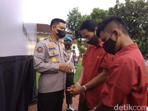 Polisi Gerebek Kantor Pinjol Ilegal di Sumut, 2 Orang Ditangkap Polisi Gerebek Kantor Pinjol Ilegal di Sumut, 2 Orang Ditangkap
