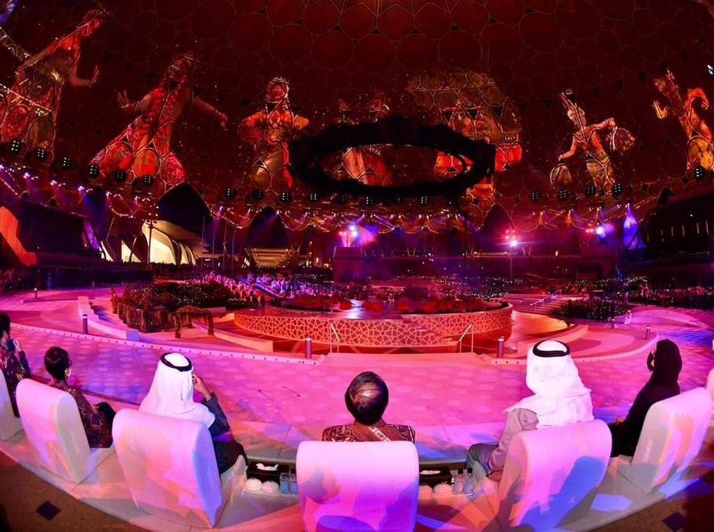 Jokowi Pamerkan Wisata RI di Indonesia National Day World Expo Dubai