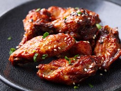 Resep Chicken Wings Bumbu Kecap Wijen yang Renyah Manis Gurih