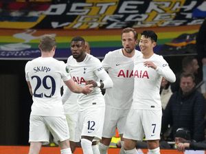 Tottenham Vs Vitesse: Ada 3 Kartu Merah, Spurs Menang 3-2 Tottenham Vs Vitesse: Ada 3 Kartu Merah, Spurs Menang 3-2